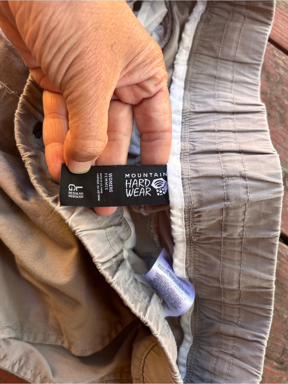 Mountain Hardwear Pants - Picture 4 of 7